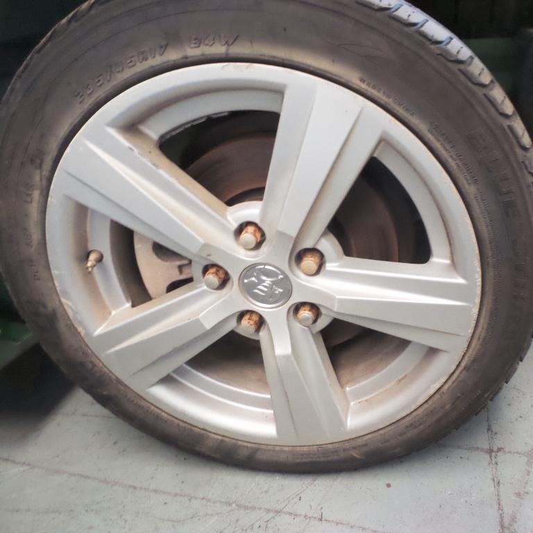 Holden Commodore - VE 2006-2013