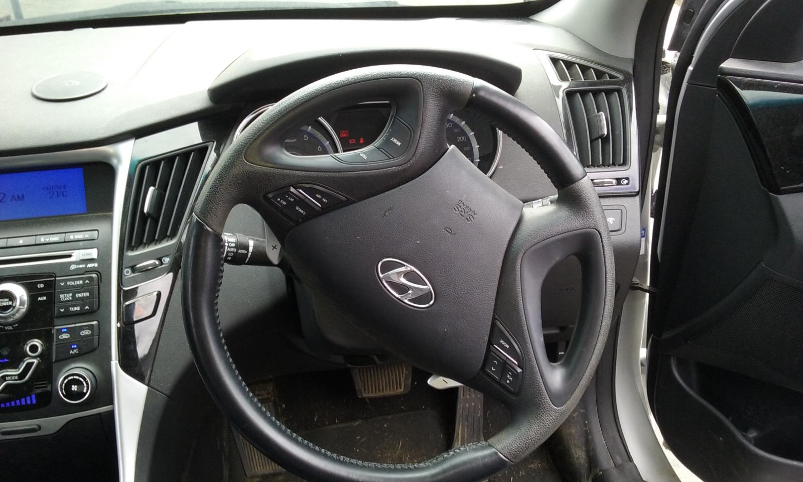 Hyundai i45 - 2010-2013