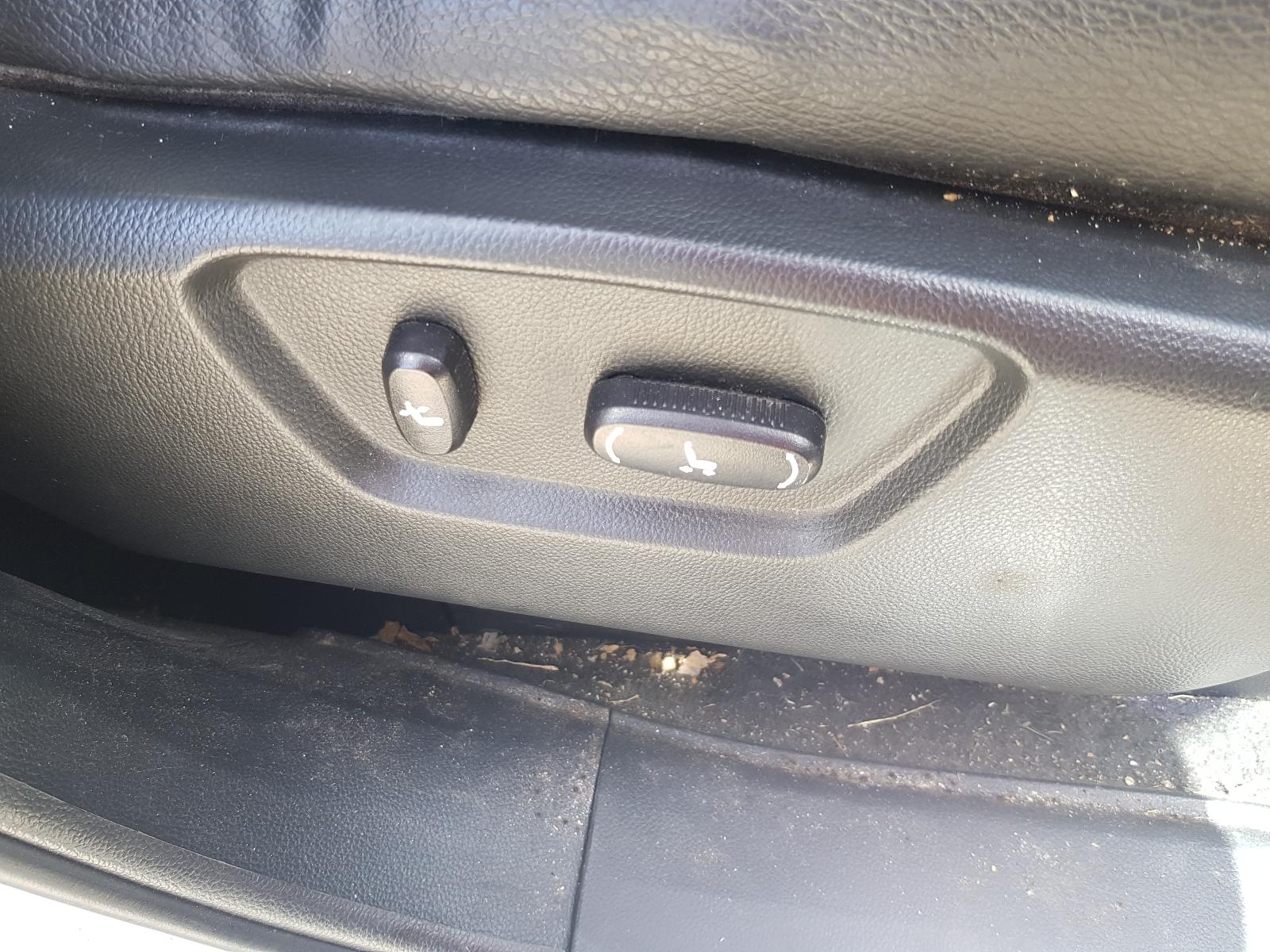 Holden Captiva - Captiva 7 2011-Present