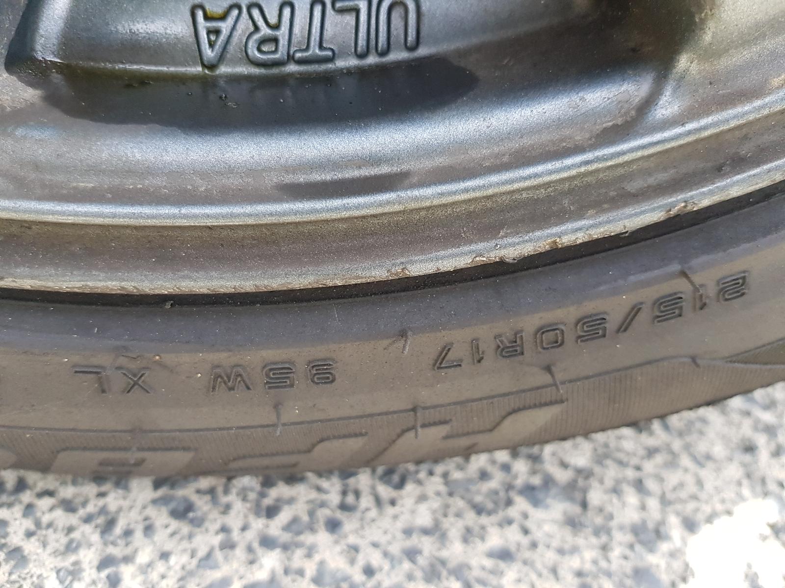 Holden Cruze - 2009-Present