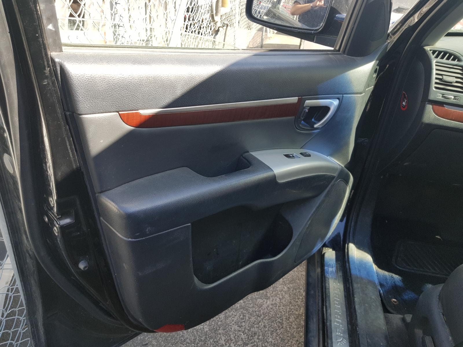 Hyundai Santa Fe - 2006-2012