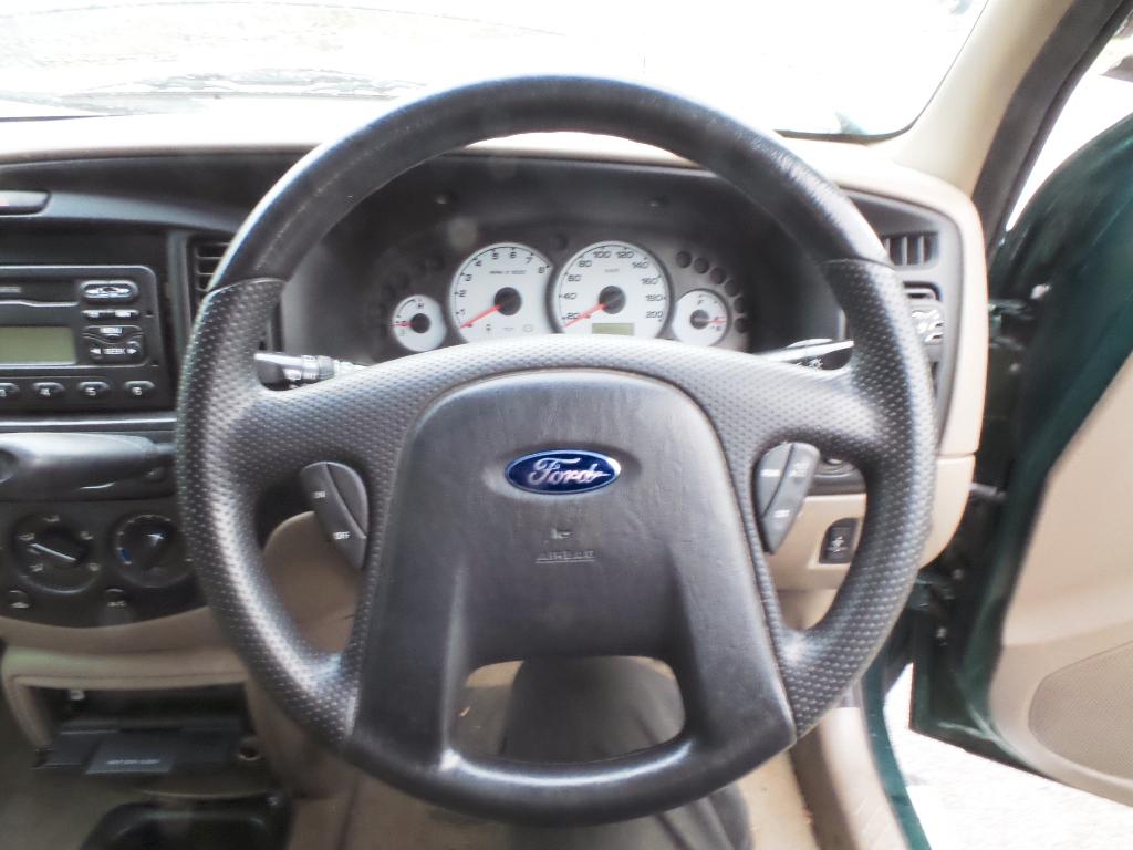 Ford Escape - EP 2001-2003