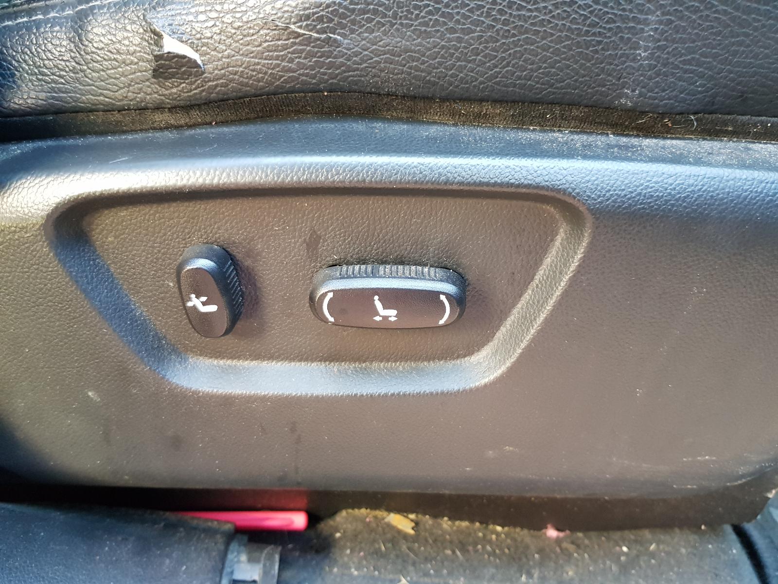 Holden Captiva - Captiva 7 2011-Present