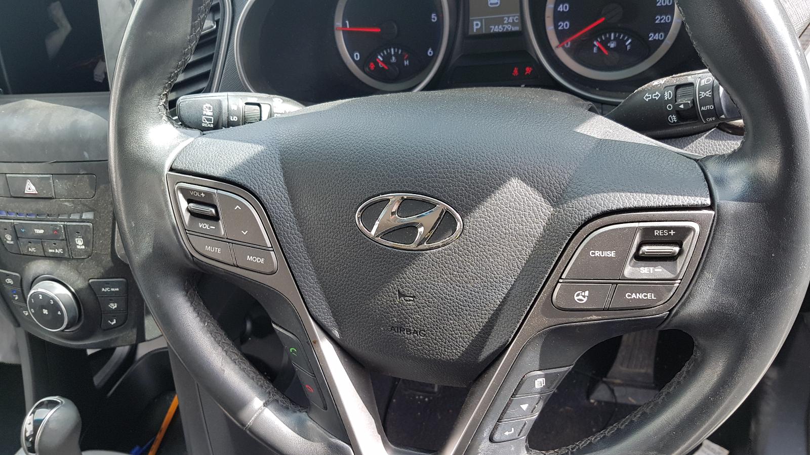 Hyundai Santa Fe - 2013-Present