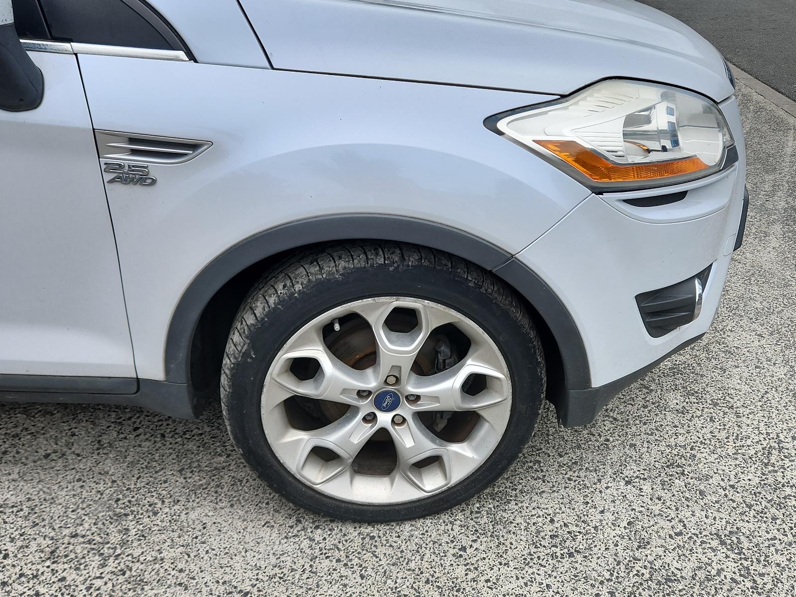 Ford Kuga - TE 2012-2013