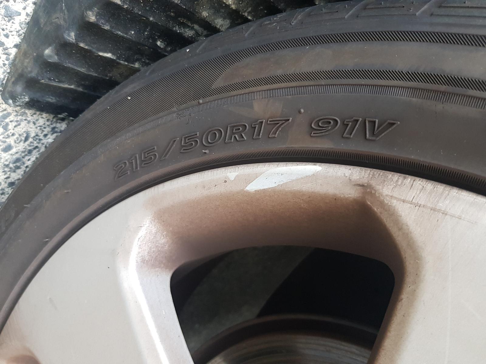 Holden Cruze - 2009-Present