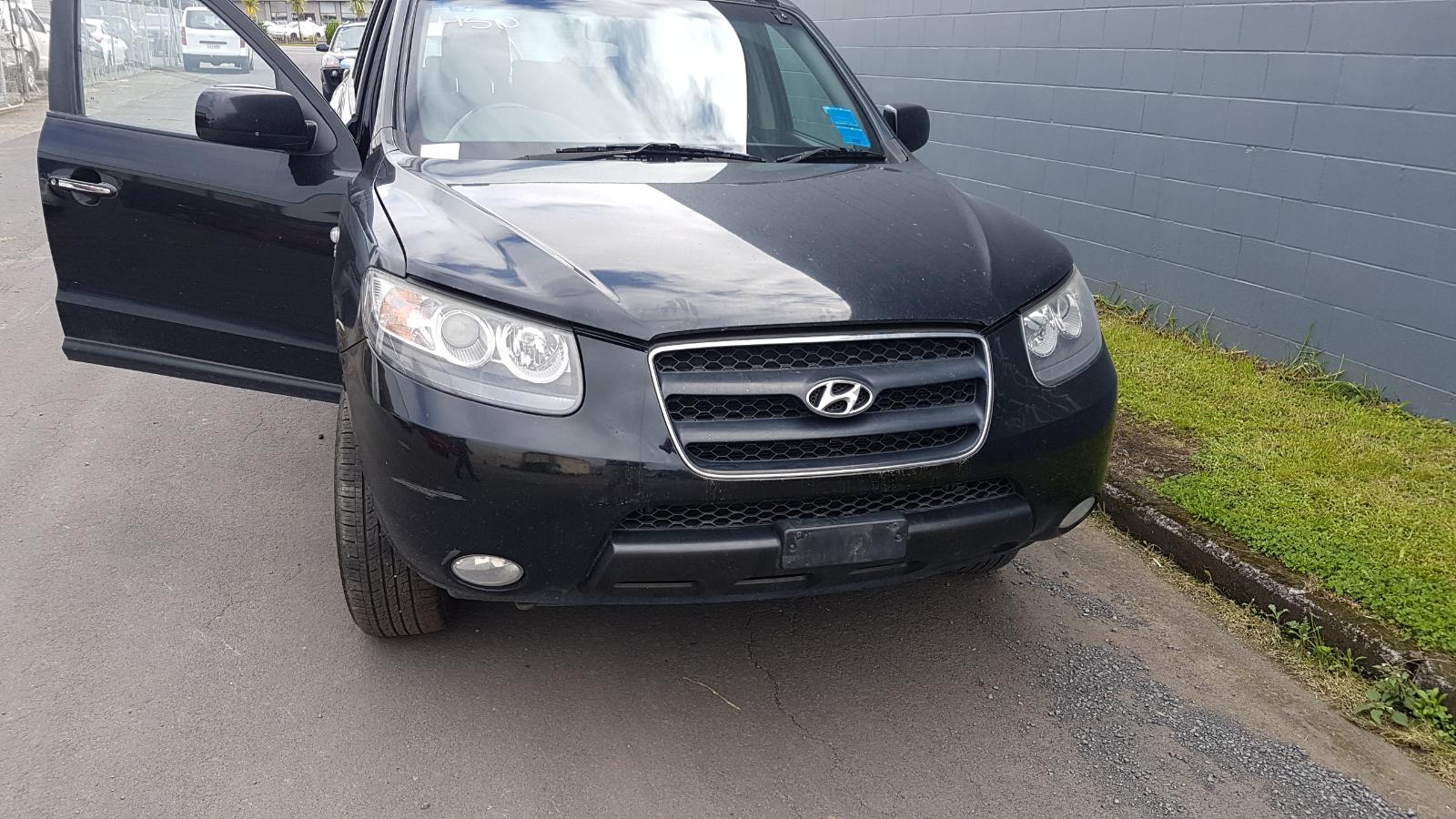 Hyundai Santa Fe - 2006-2012