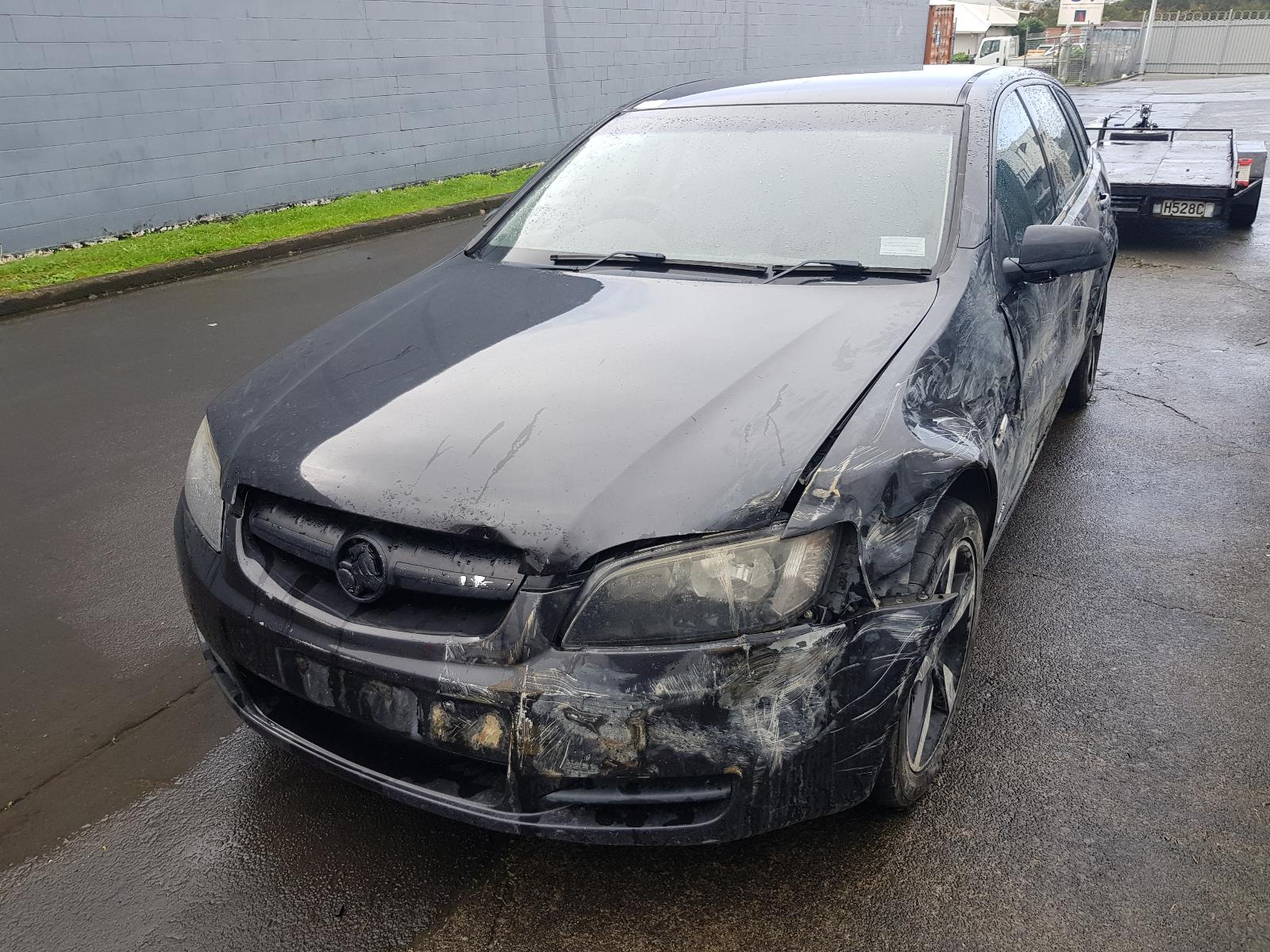 Holden Commodore - VE Omega 06-