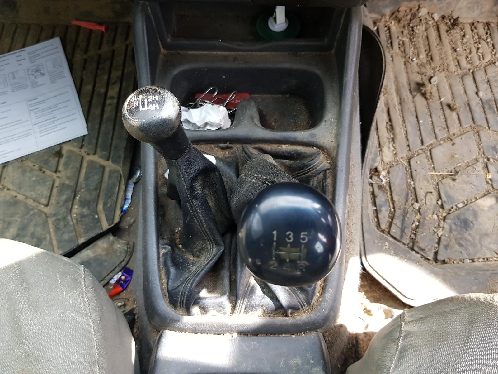 Ford Courier - UT 2005-2006