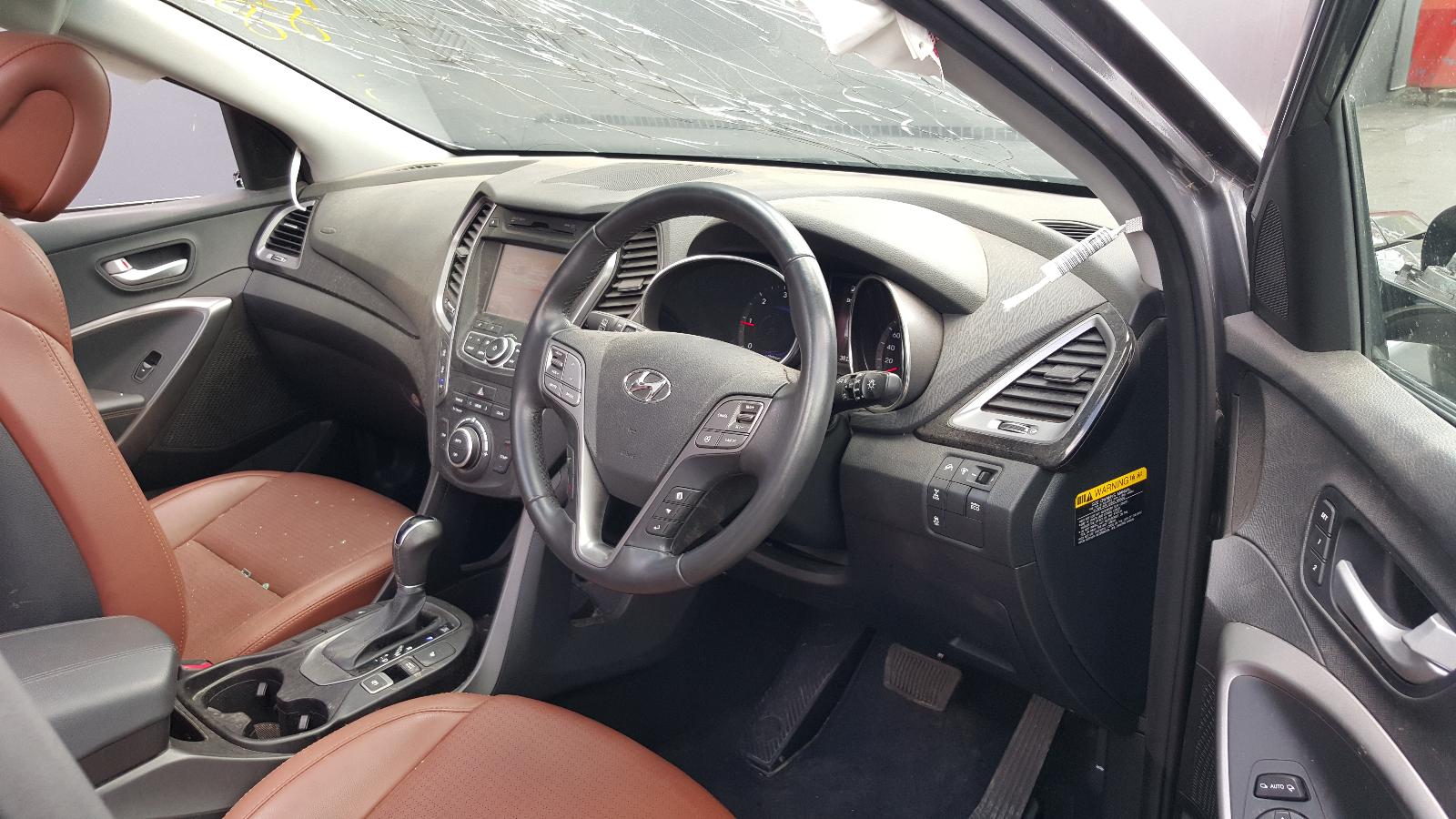 Hyundai Santa Fe - 2013-Present