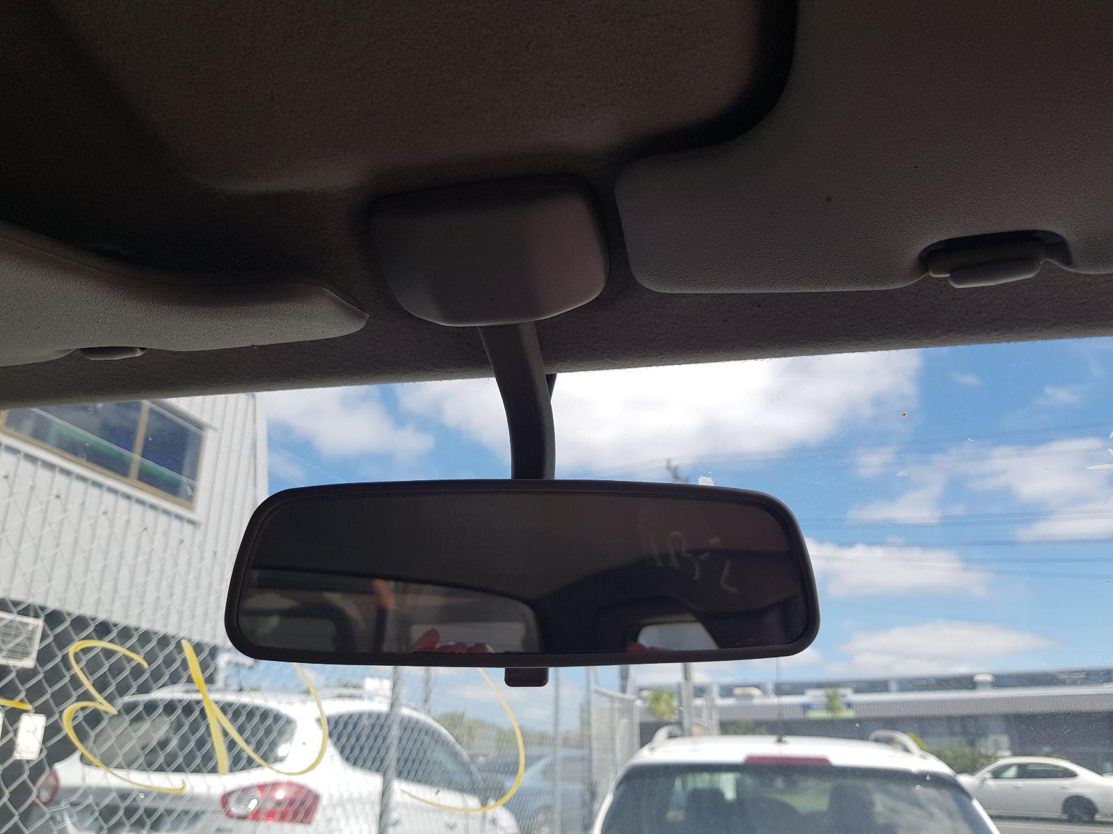 Ford Courier - UT 2005-2006