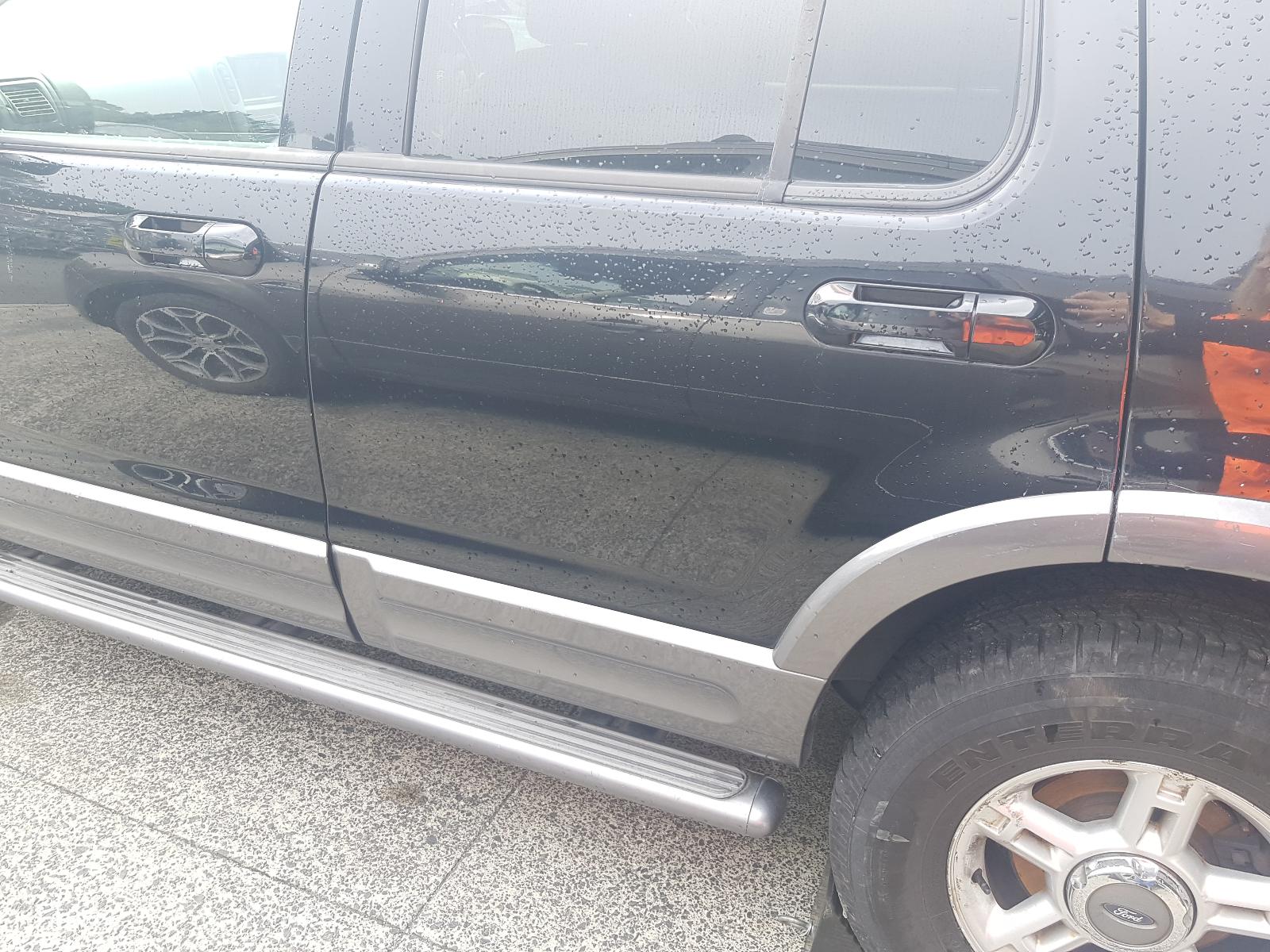 Ford Explorer - UT 2001-2005