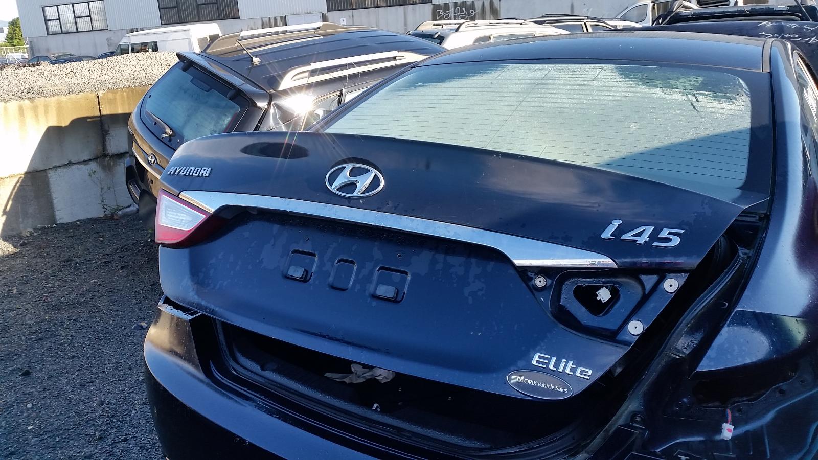 Hyundai i45 - 2010-2013