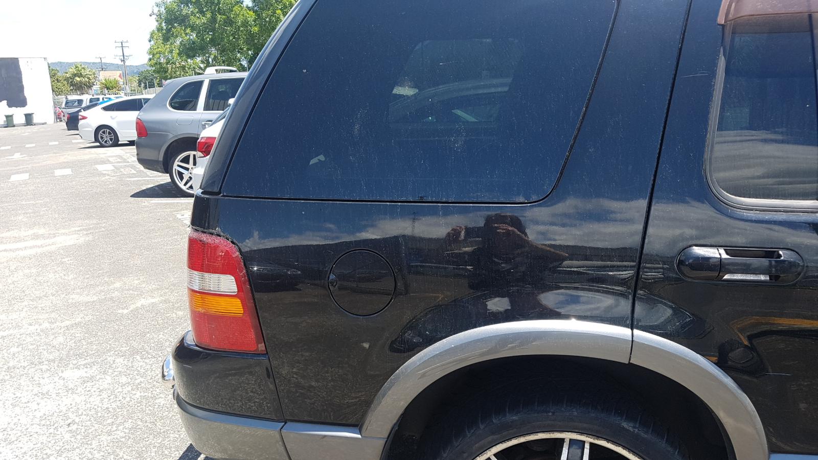 Ford Explorer - UT 2001-2005