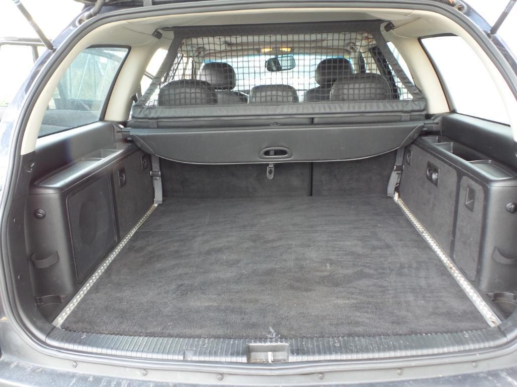 Holden Adventra - VY2 2003-2005