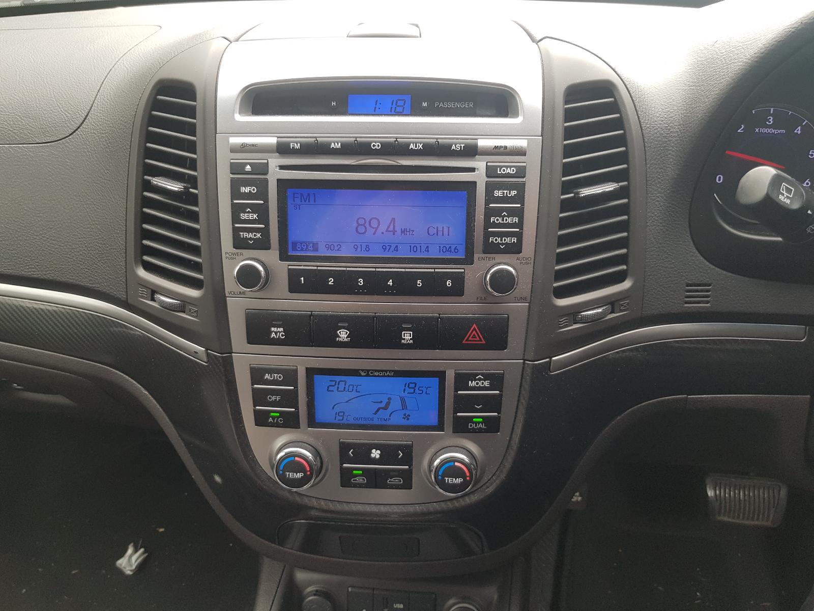 Hyundai Santa Fe - 2006-2012