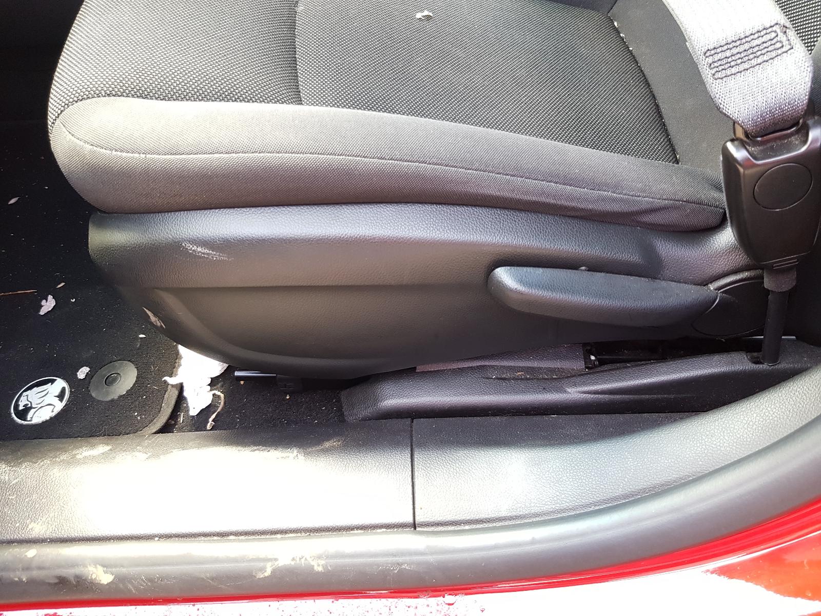 Holden Cruze - 2009-Present