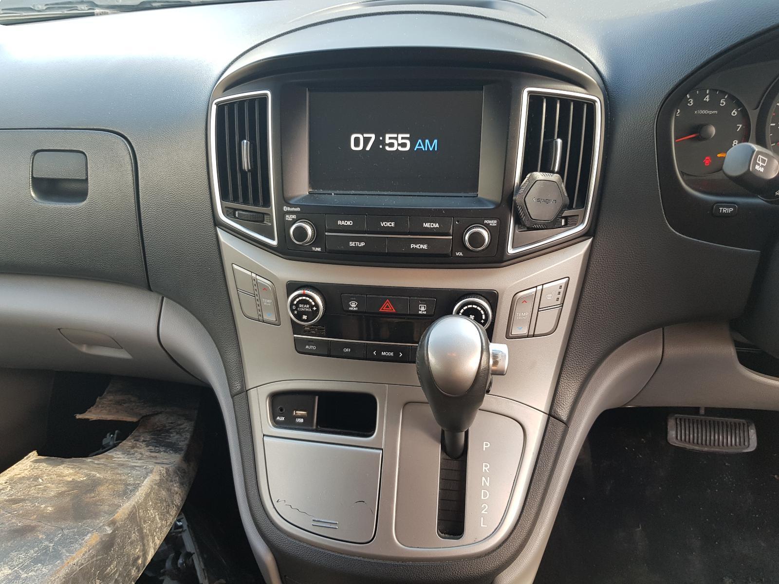 Hyundai H1 Van - 2008-2016