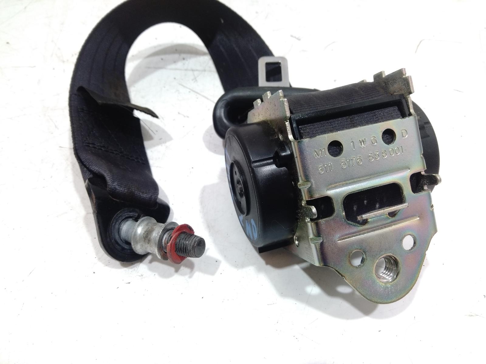 Seat_Belt_Stalk
