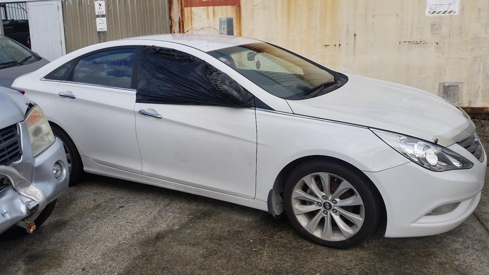 Hyundai i45 - 2010-2013