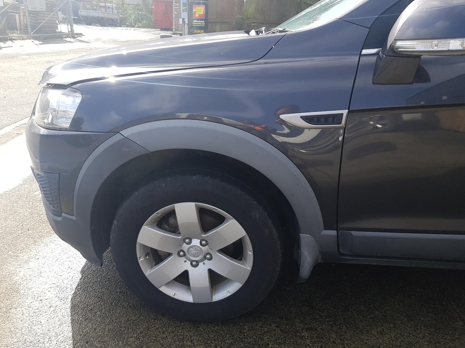 Holden Captiva - Captiva 7 2011-Present