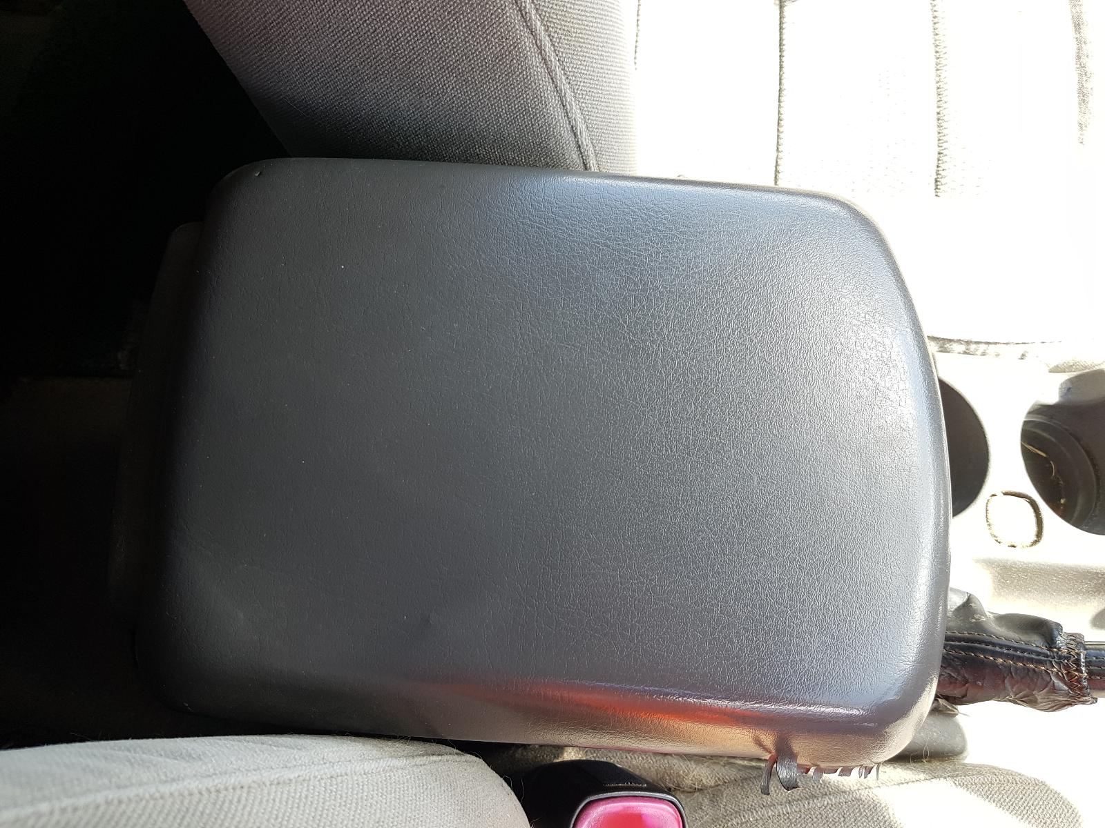 Ford Explorer - UT 2001-2005