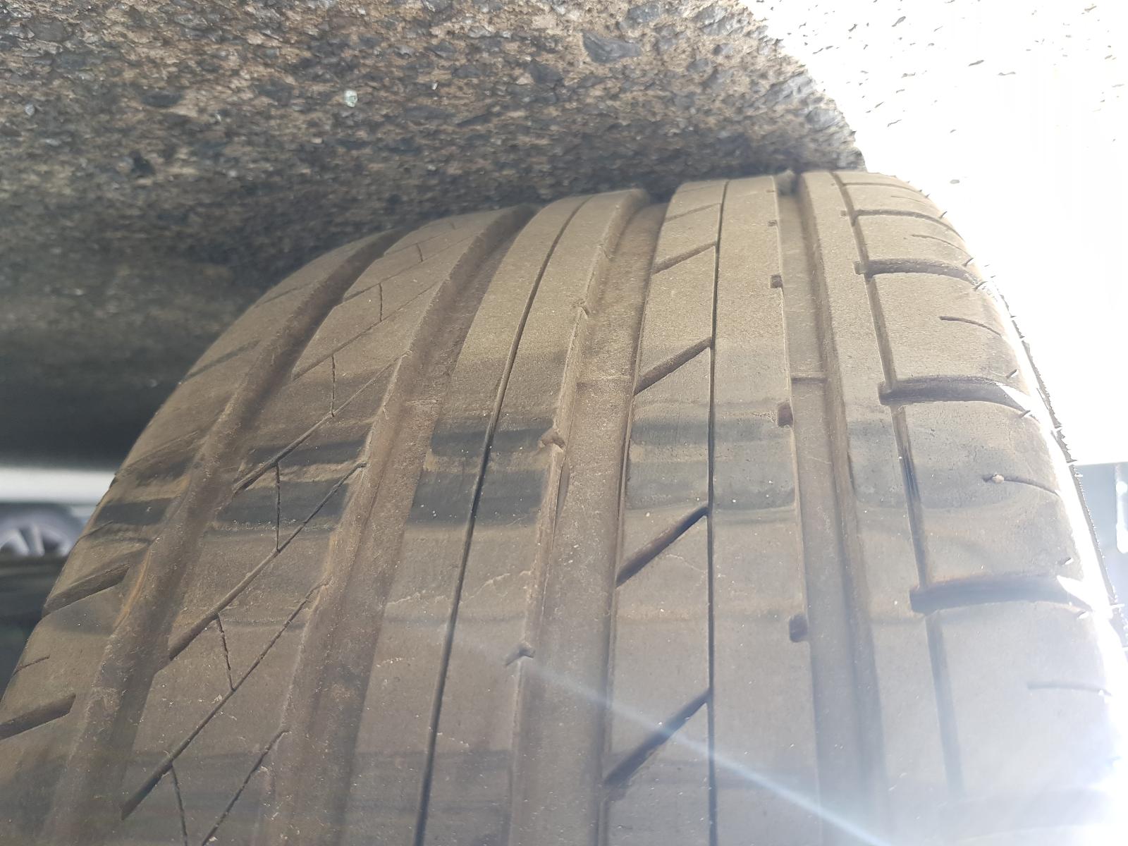 Holden Cruze - 2009-Present