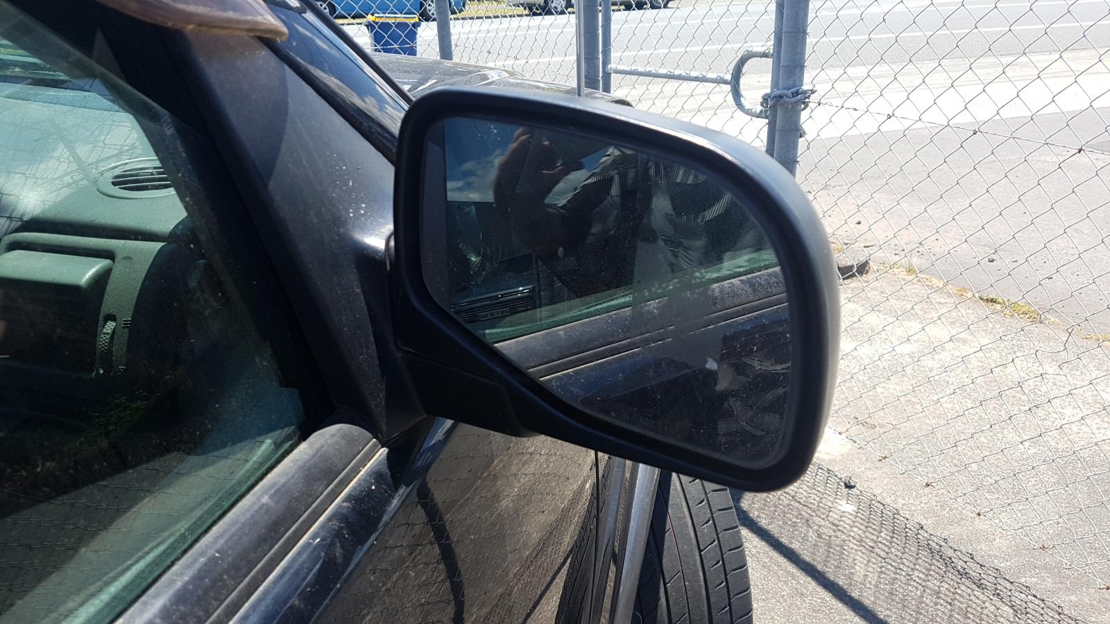 Ford Explorer - UT 2001-2005