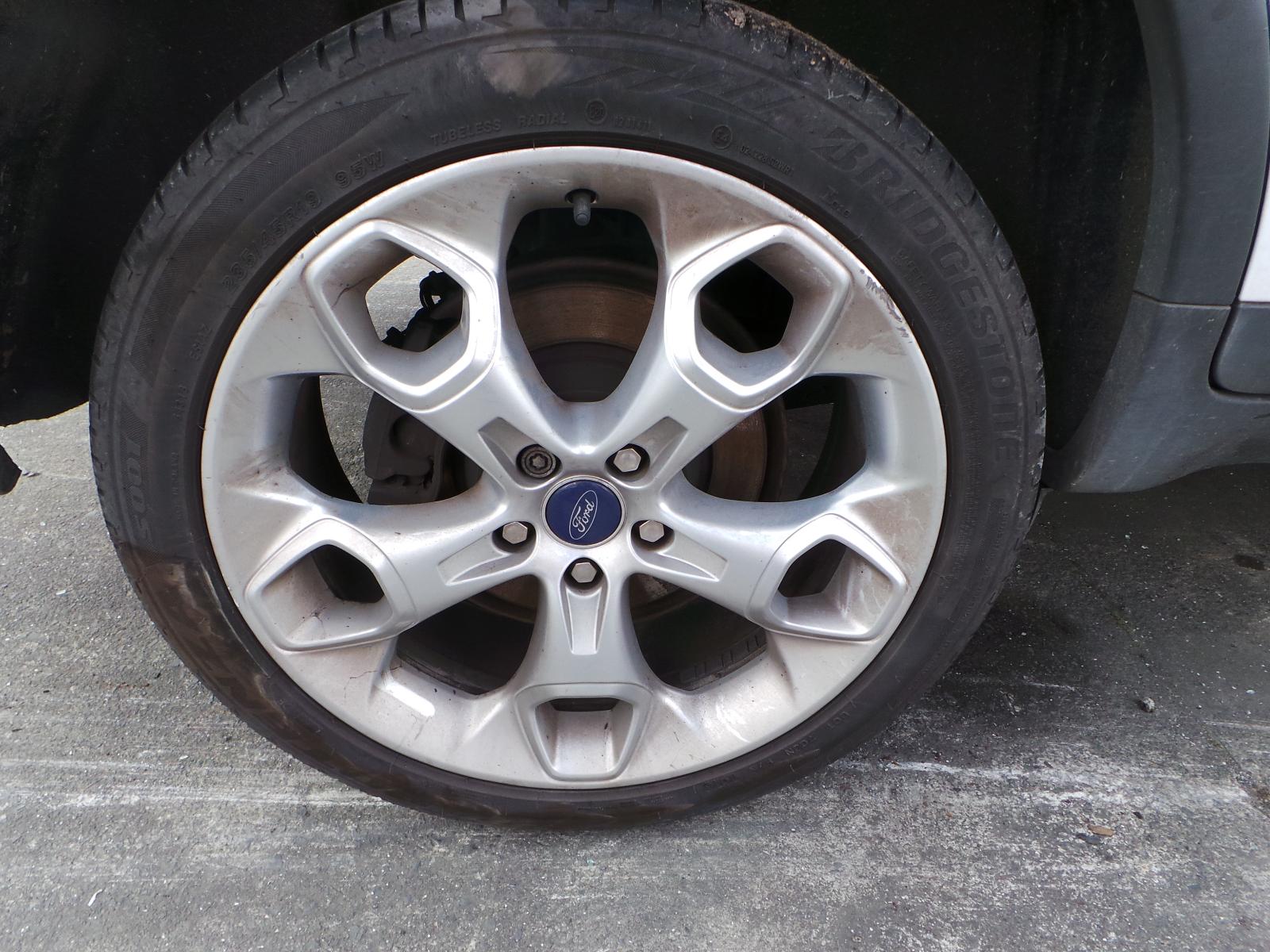 Ford Kuga - TE 2012-2013