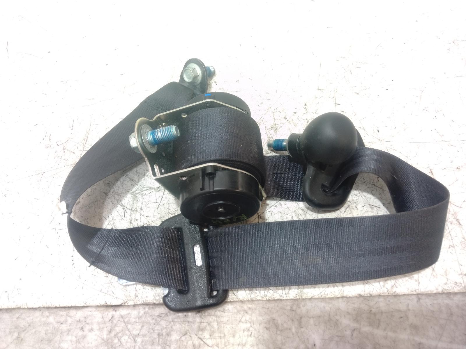 Seat_Belt_Stalk