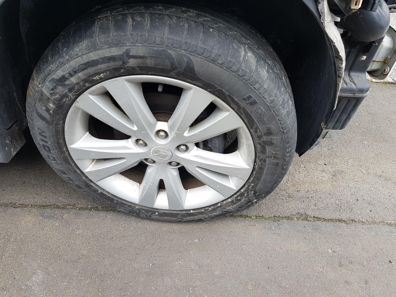 Holden Captiva - Captiva 7 2011-Present