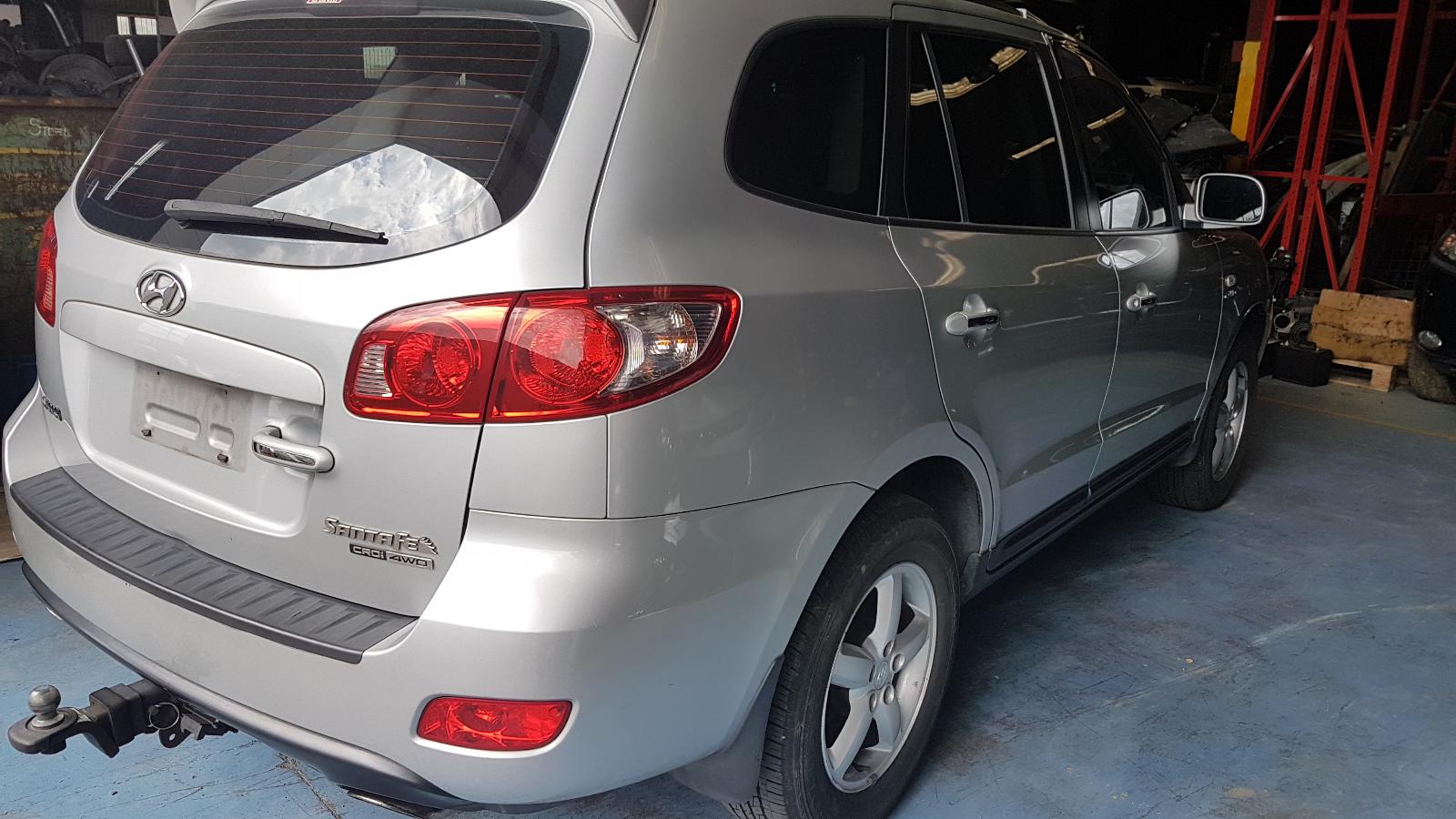 Hyundai Santa Fe - 2006-2012