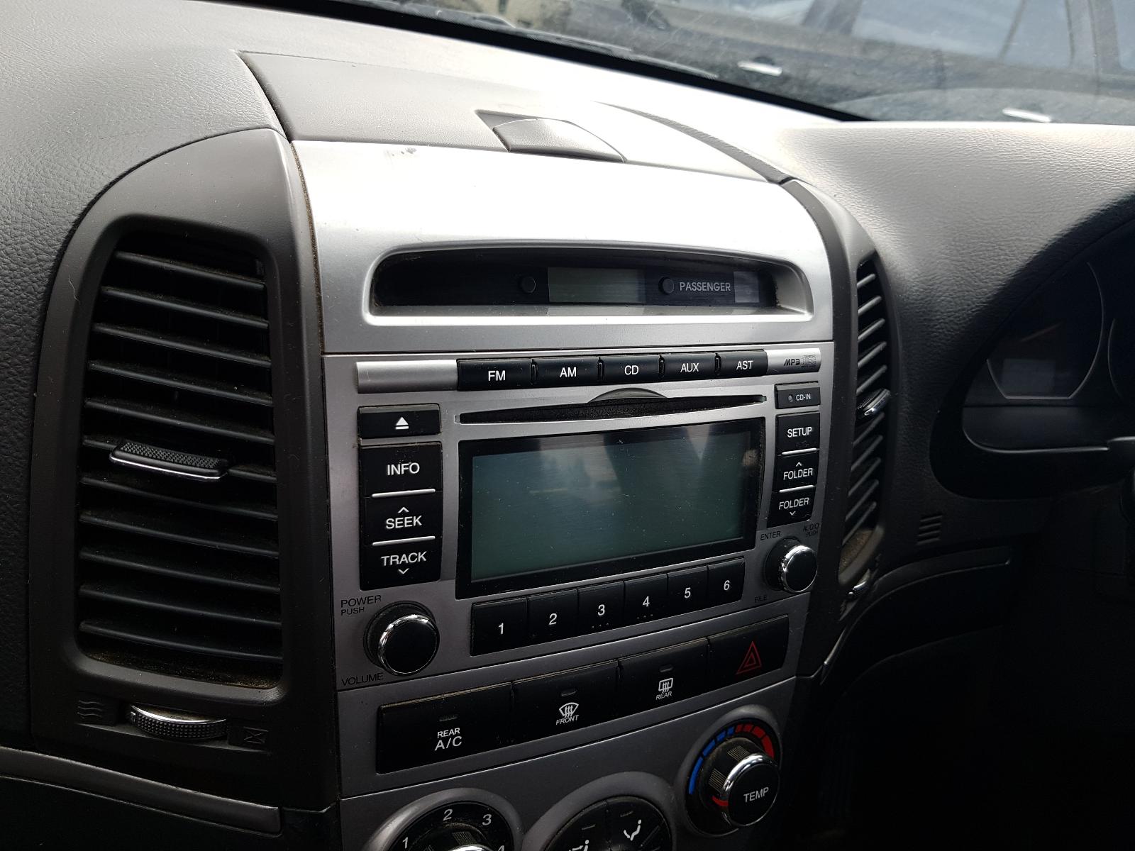 Hyundai Santa Fe - 2006-2012