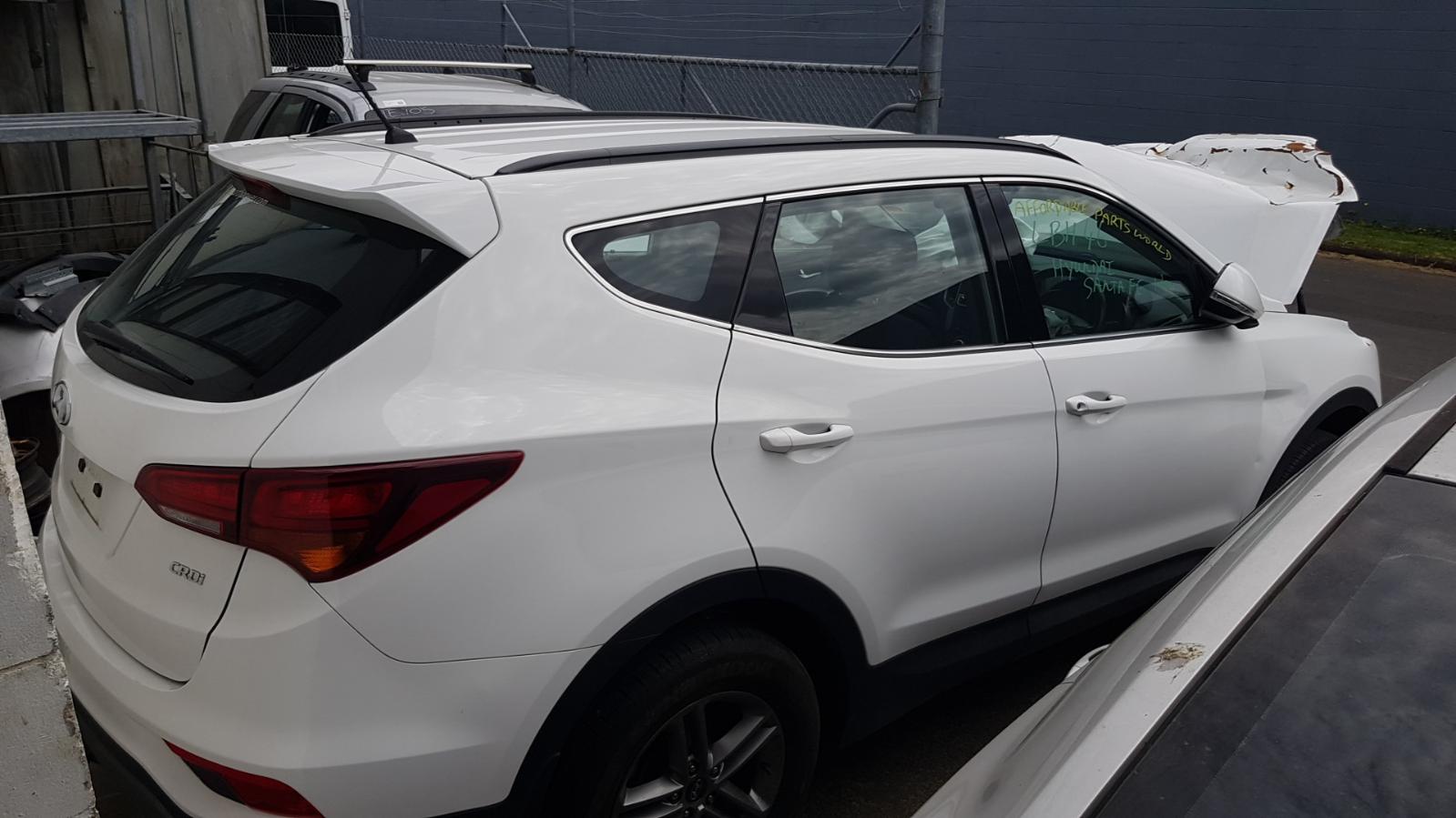 Hyundai Santa Fe - 2013-Present