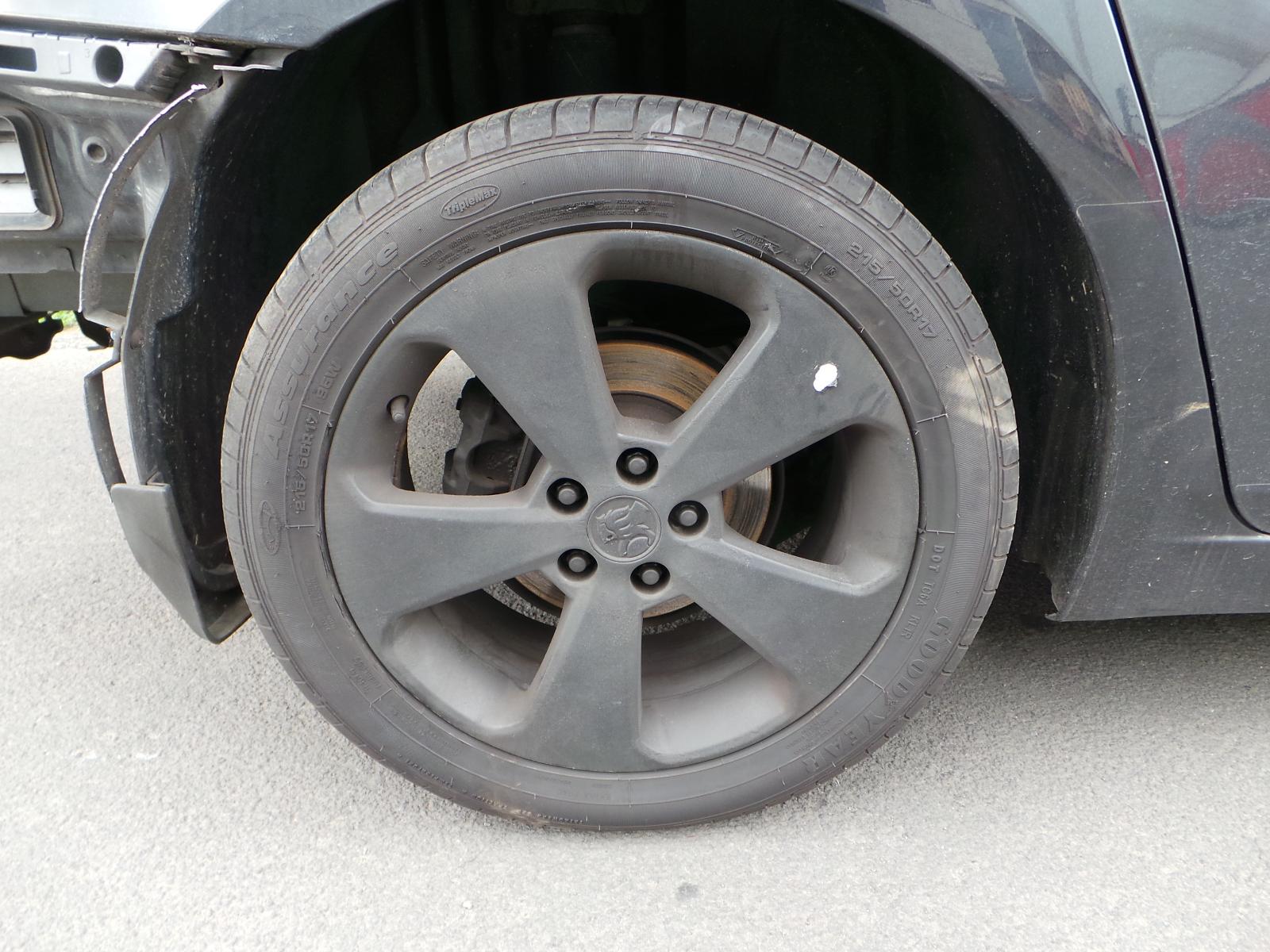 Holden Cruze - 2009-Present