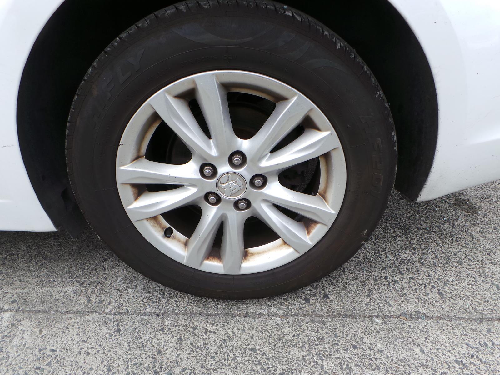 Holden Cruze - 2009-Present