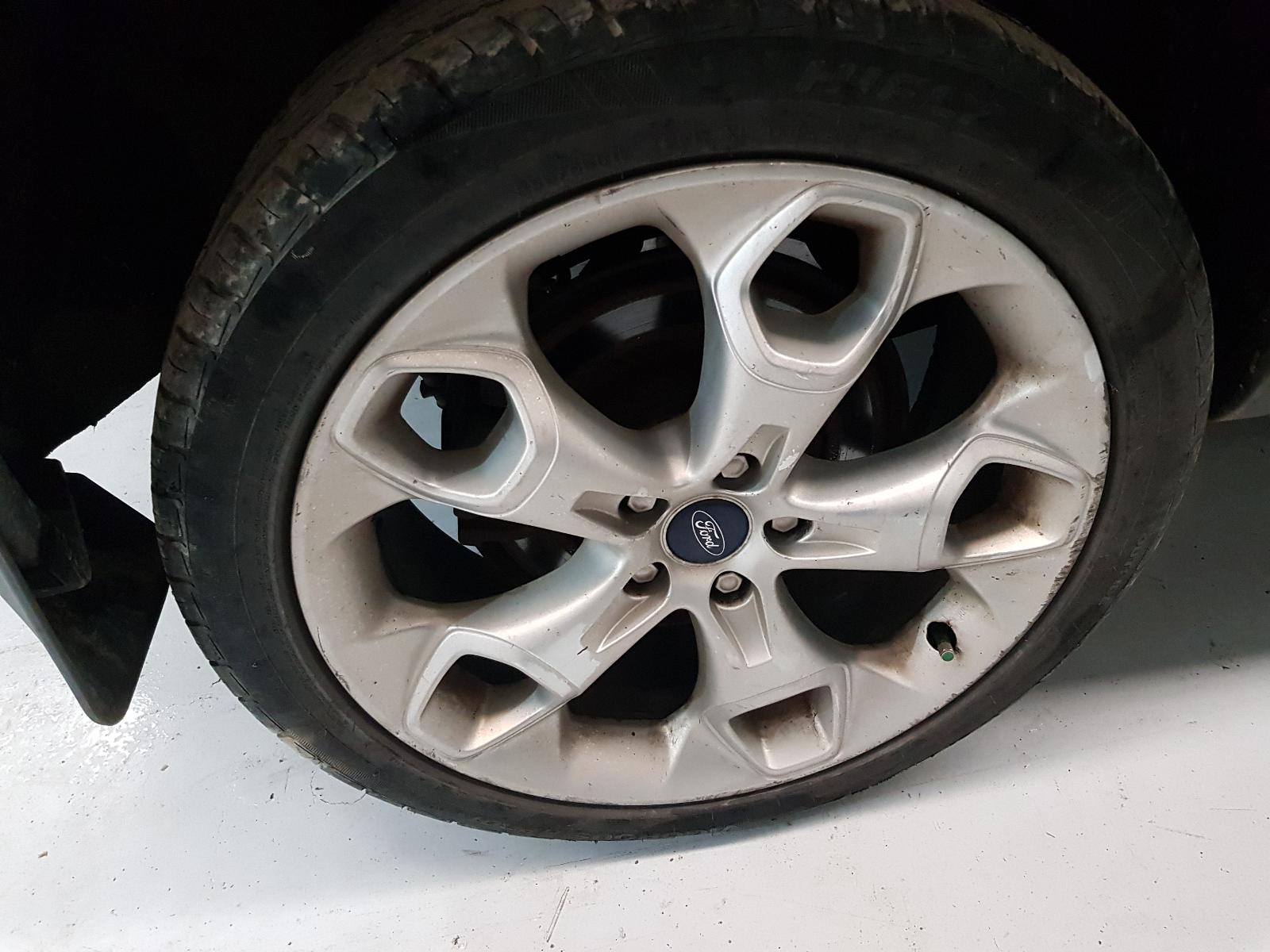 Ford Kuga - 2008-2012