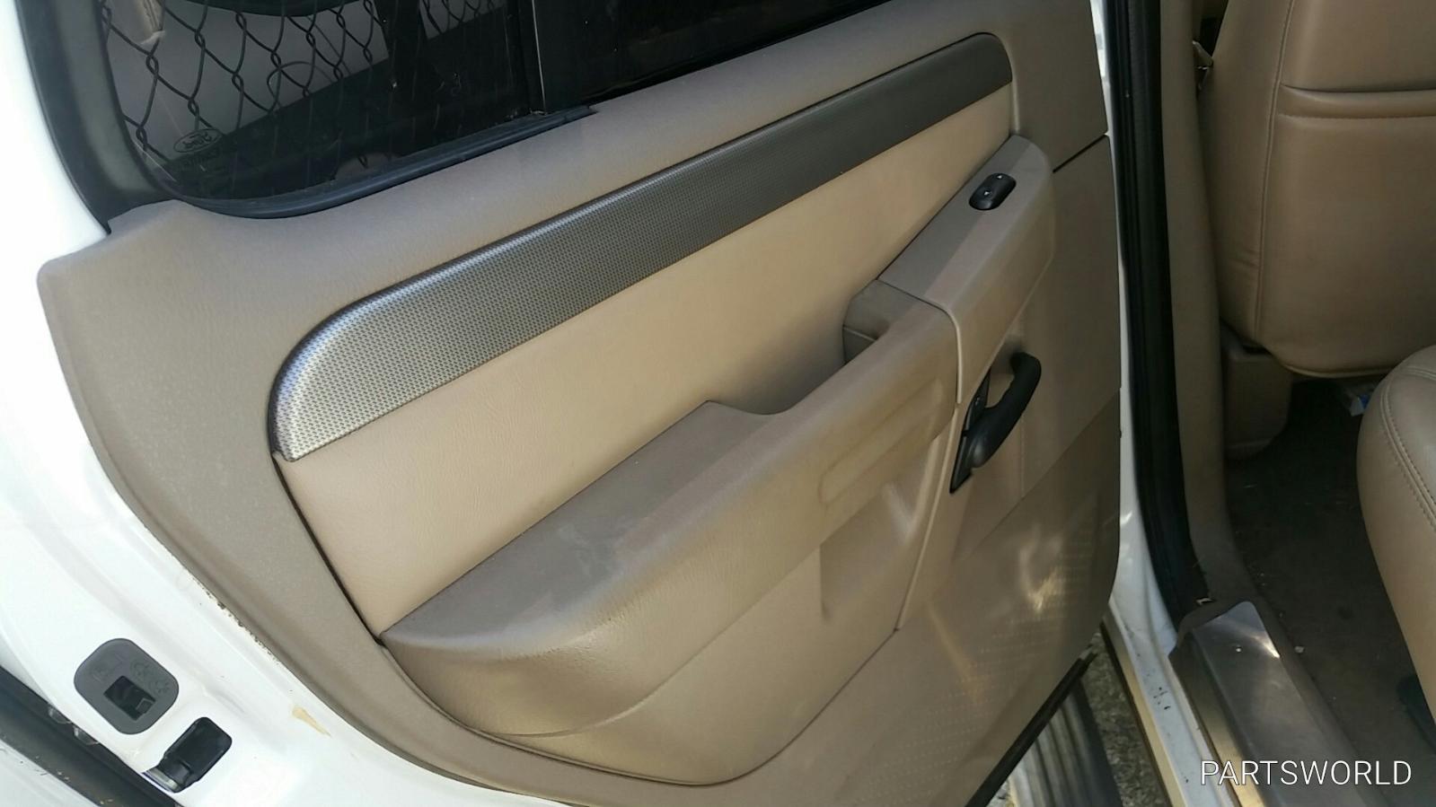 Ford Explorer - UT 2005-2007