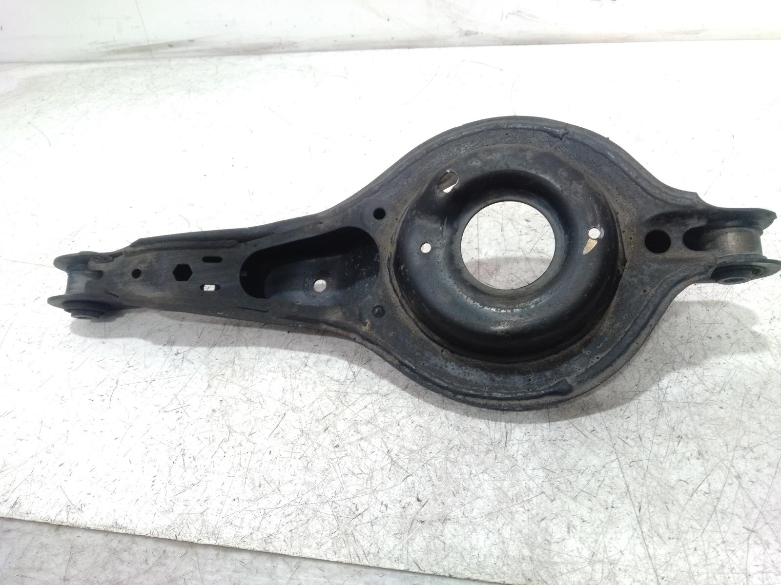 Left_Rear_Trailing_Arm