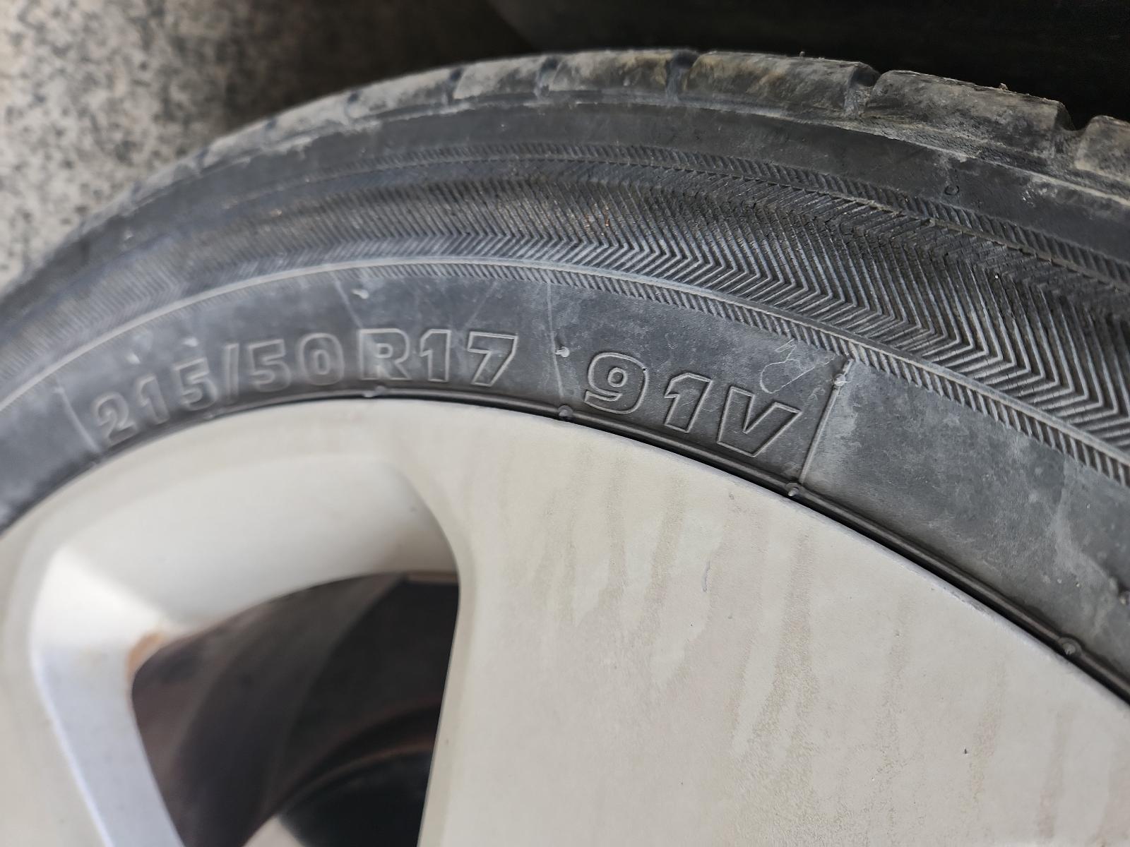 Holden Cruze - 2009-Present