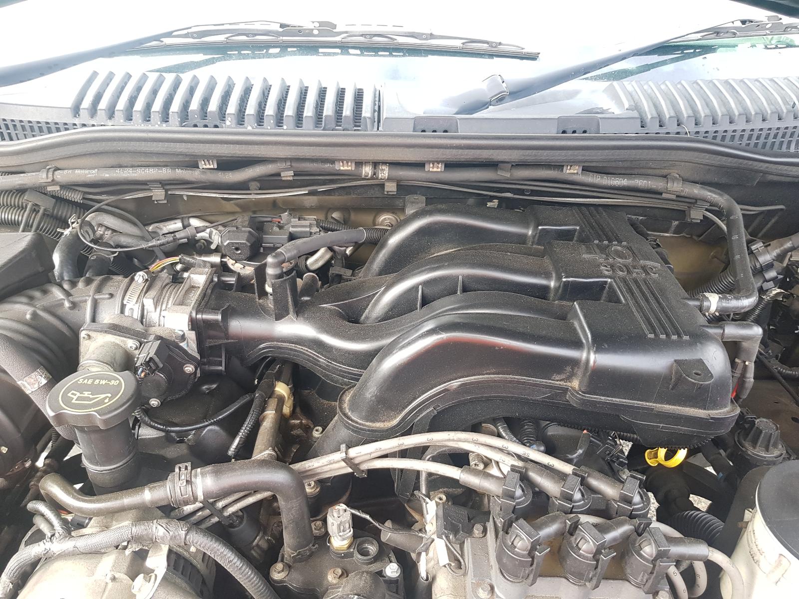 Ford Explorer - UT 2001-2005