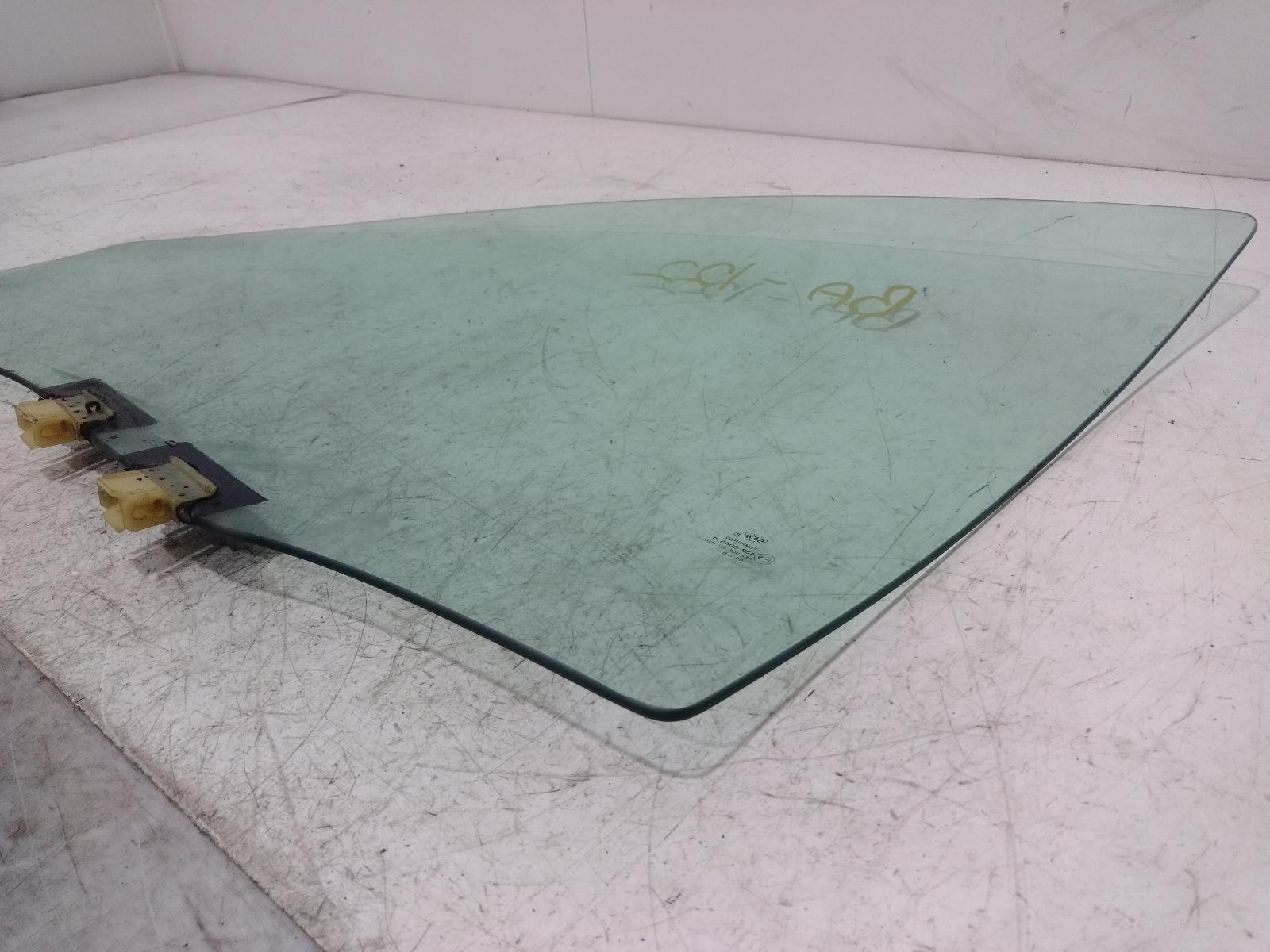 Right_Front_Door_Window