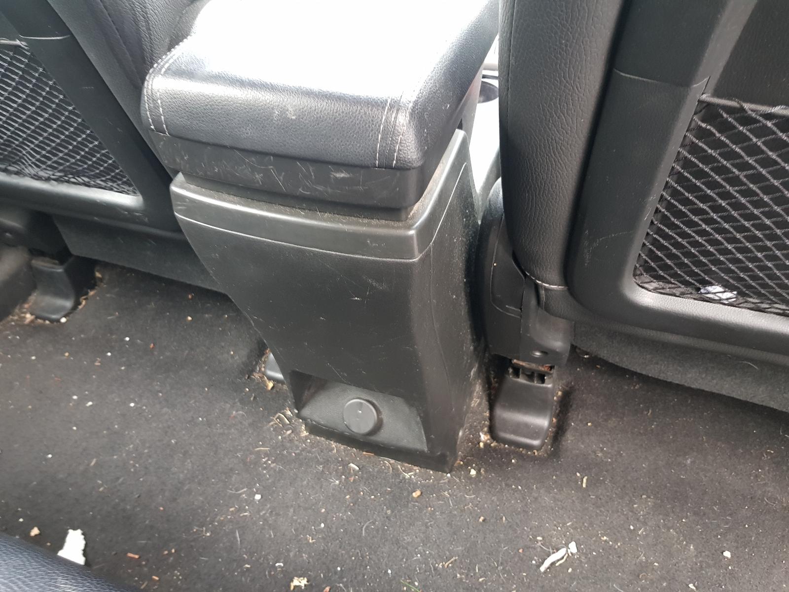 Holden Captiva - Captiva 7 2011-Present