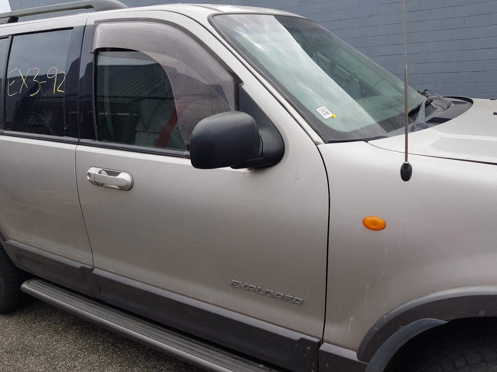 Ford Explorer - UT 2001-2005