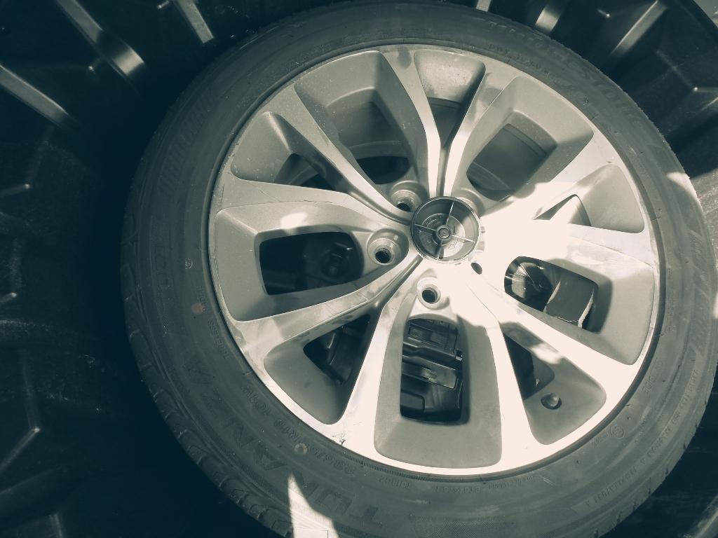 Holden Commodore - VF 2013-Present