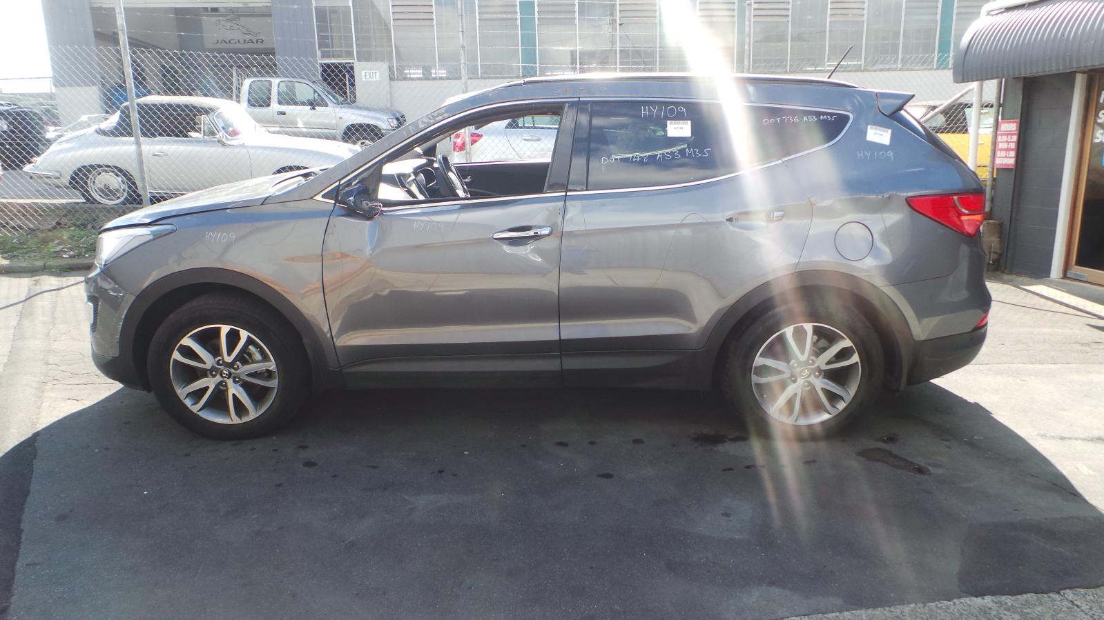 Hyundai Santa Fe - 2013-Present