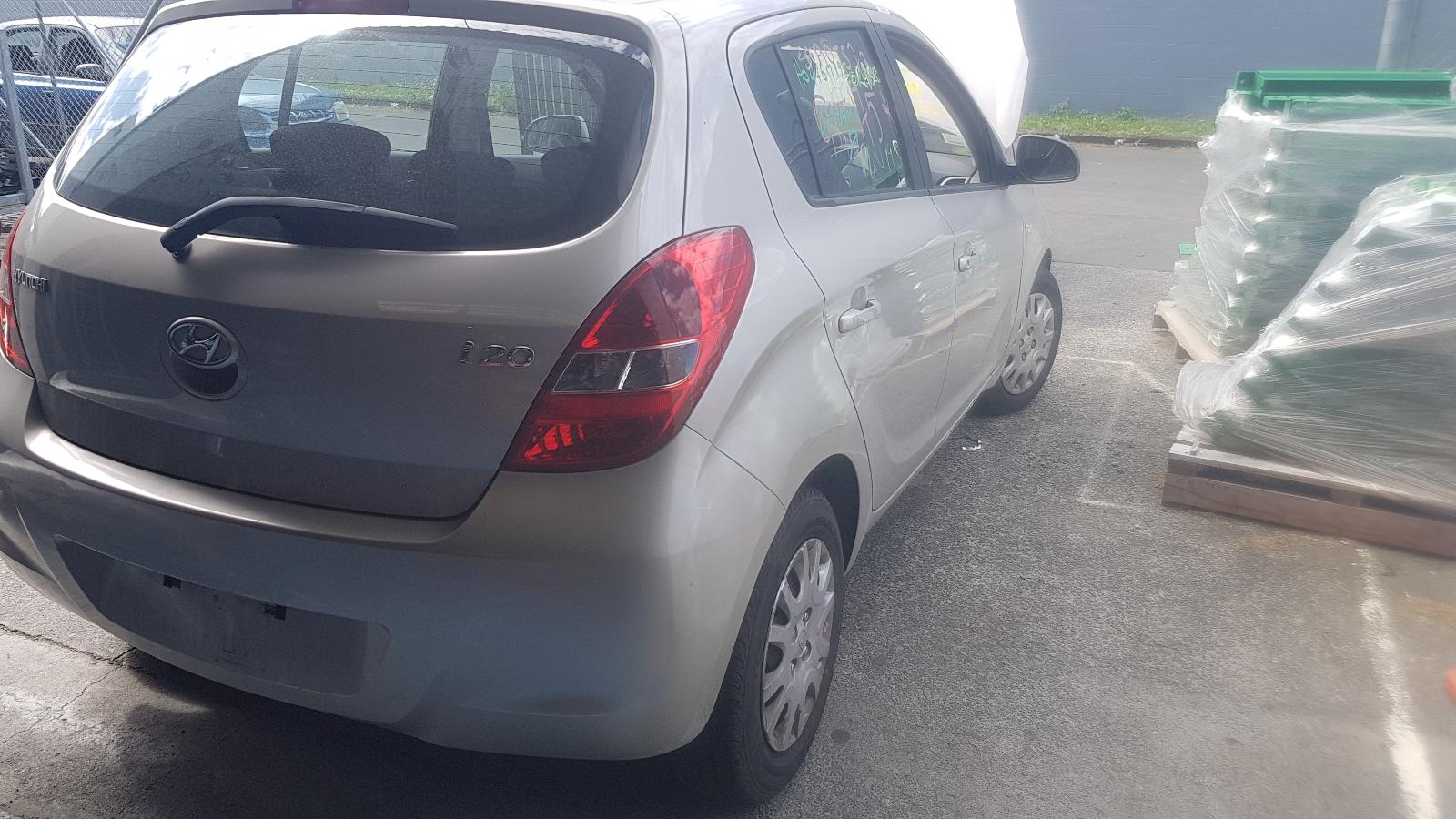 Hyundai i20 - 2010-2015