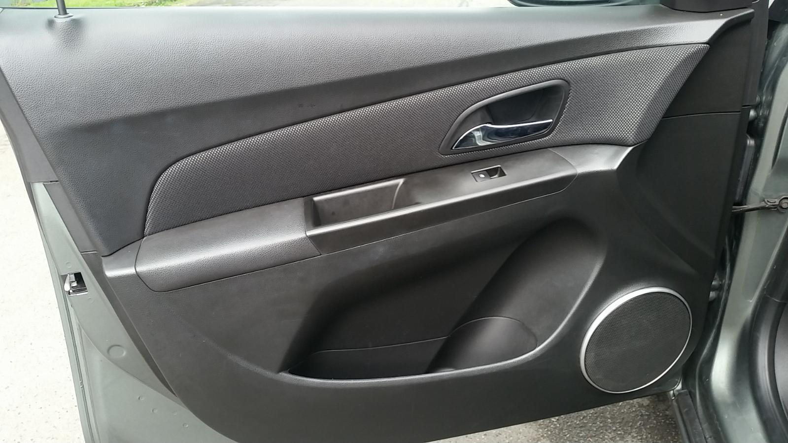 Holden Cruze - 2009-Present