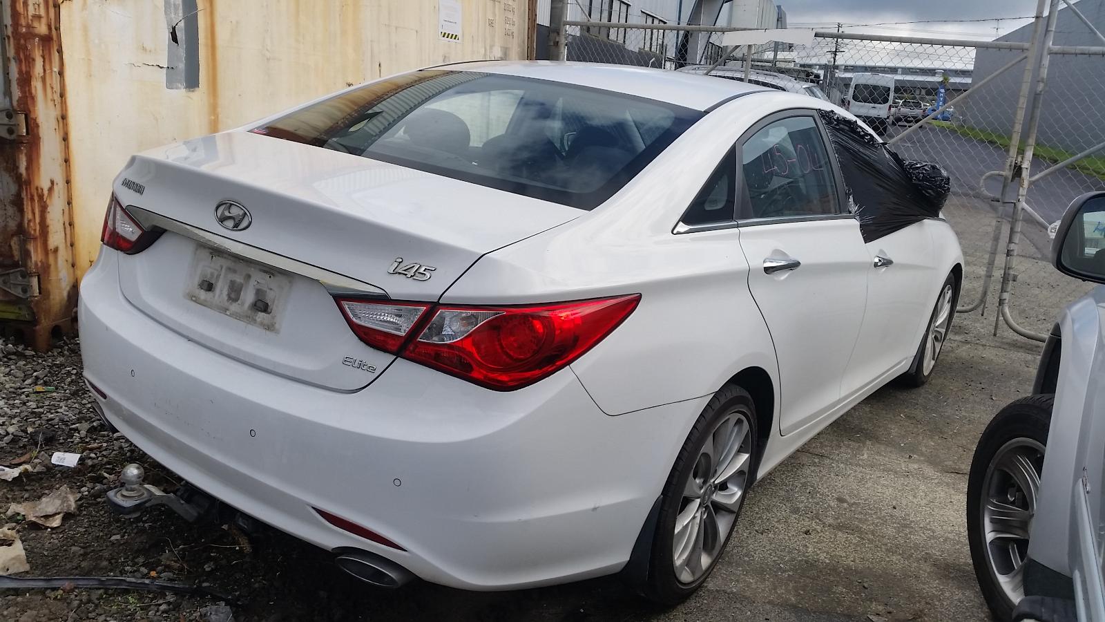 Hyundai i45 - 2010-2013