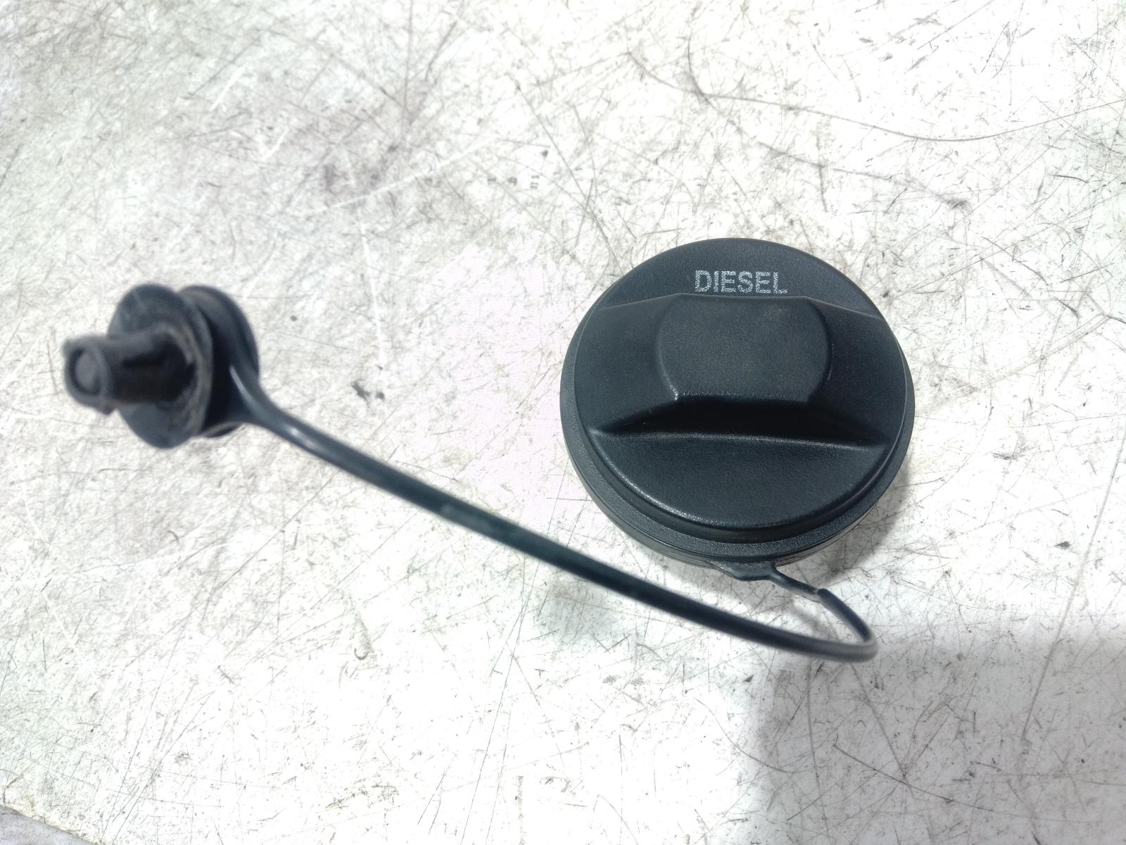 Fuel_Door_Filler